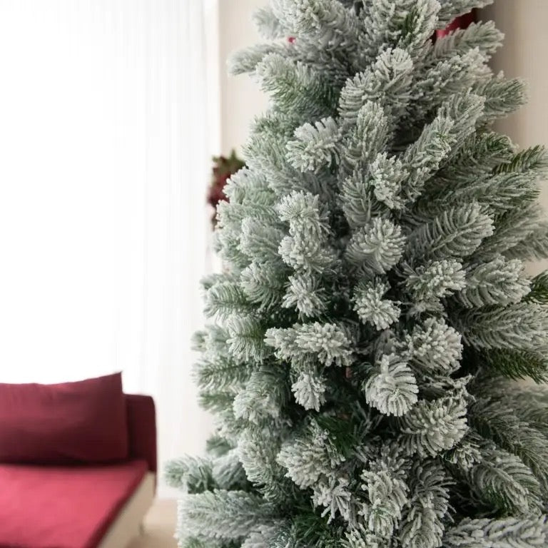 Sapin de Noël Enneigé Slim Premium – 240 cm – Cimone
